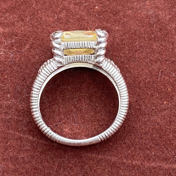 GUARANTEED AUTHENTIC JUDITH RIPKA RING!! - Picture 4 of 13